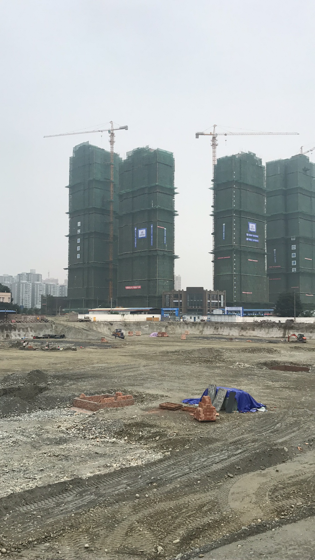 “黑豹”公司成功加入中南集团成都中鼎嘉和置业-铂景台项目